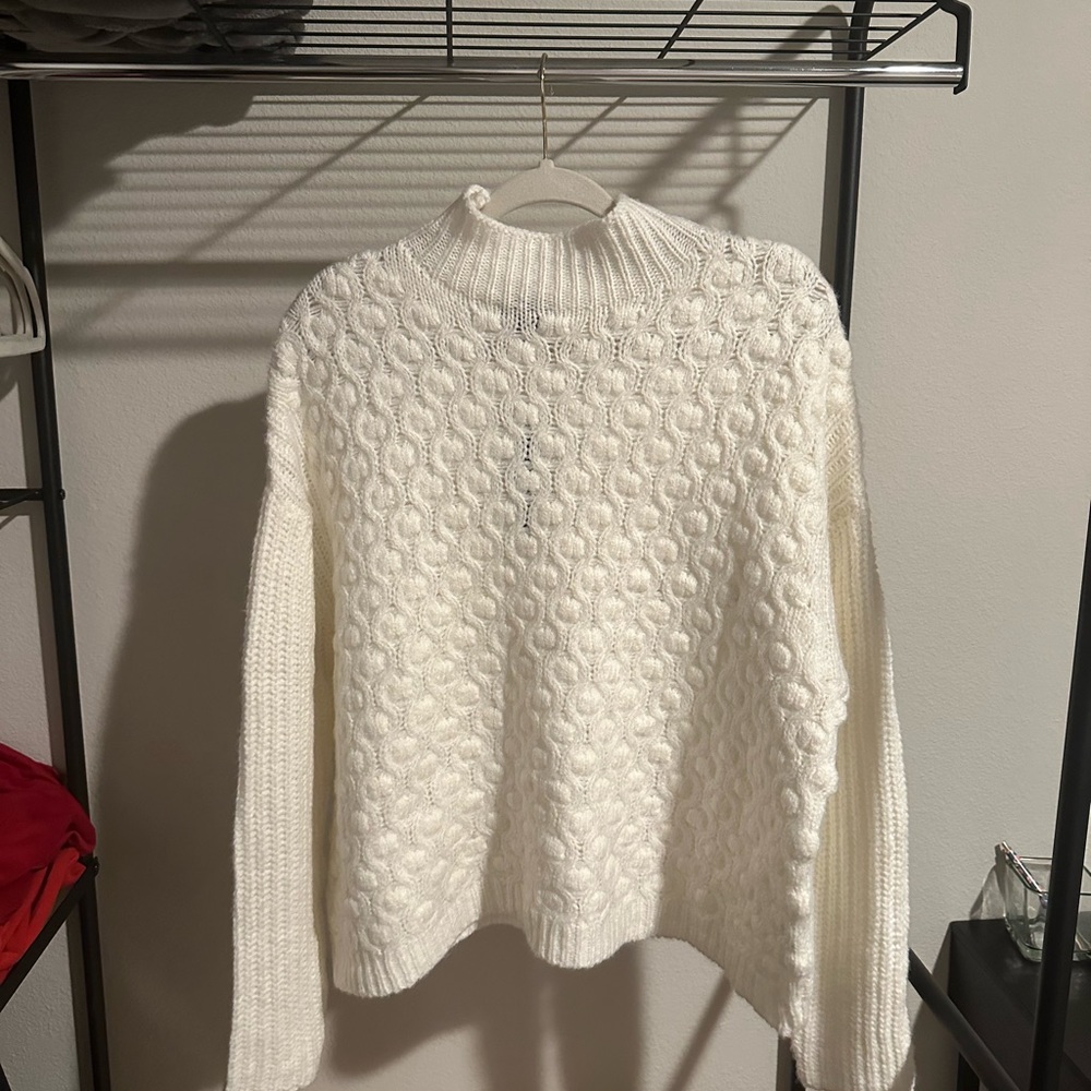 Belldini Turtle Neck Sweater!